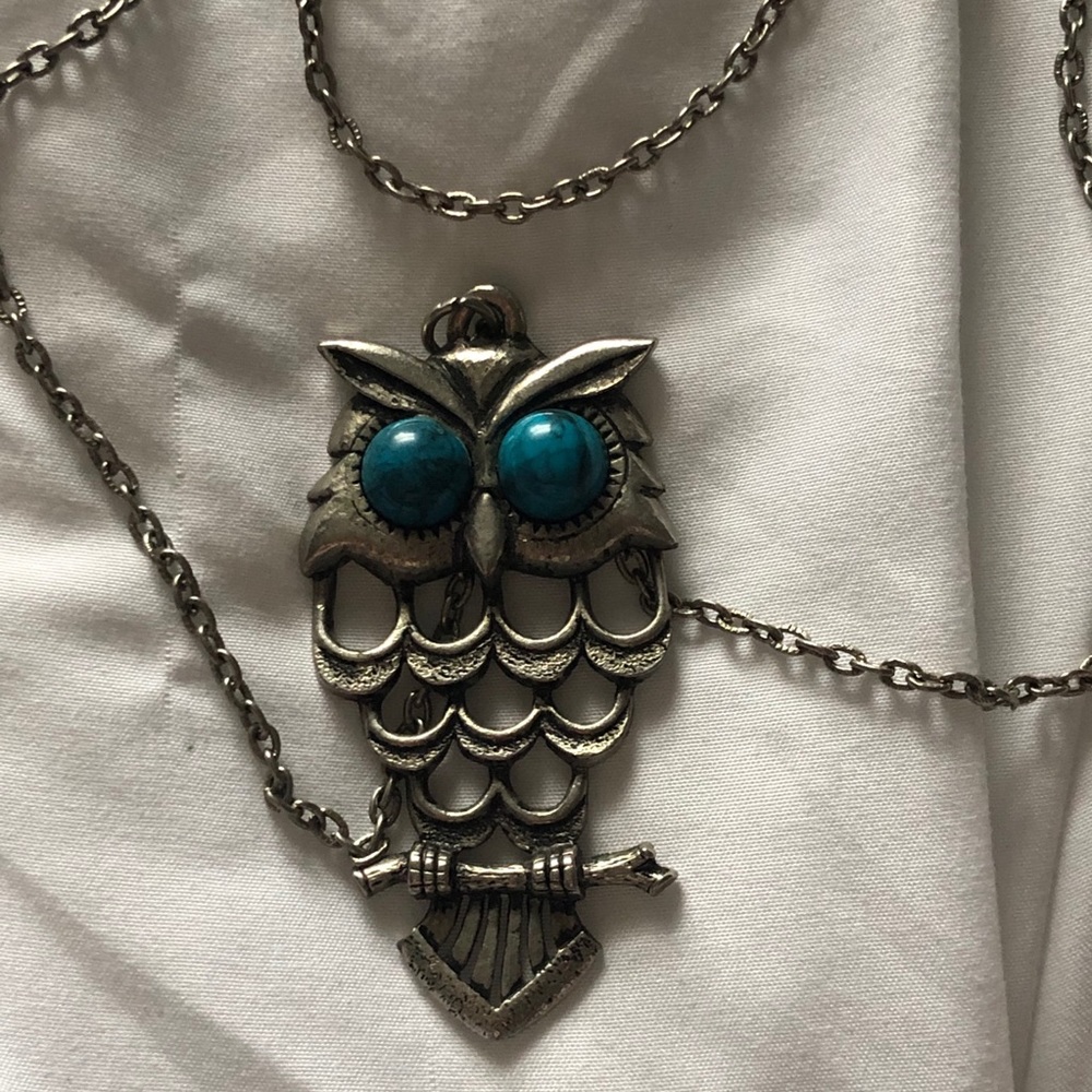 VNTG necklace